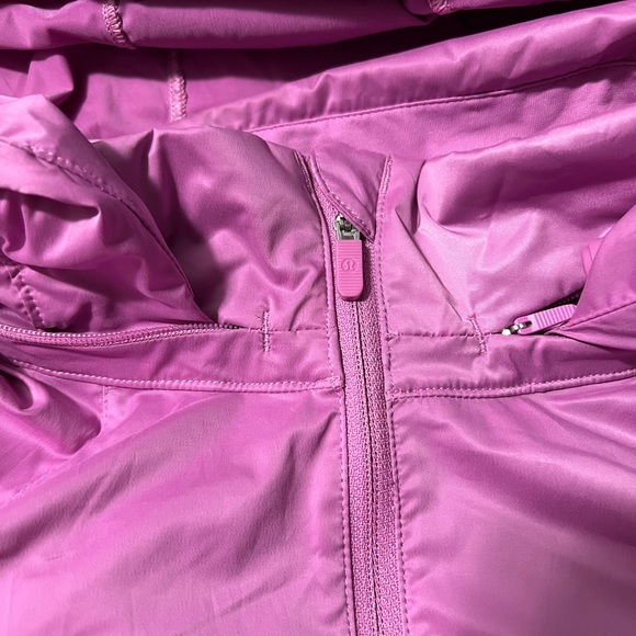 Lululemon Goal Smasher Jacket in Magenta Glow Size 4 - Picture 5 of 16